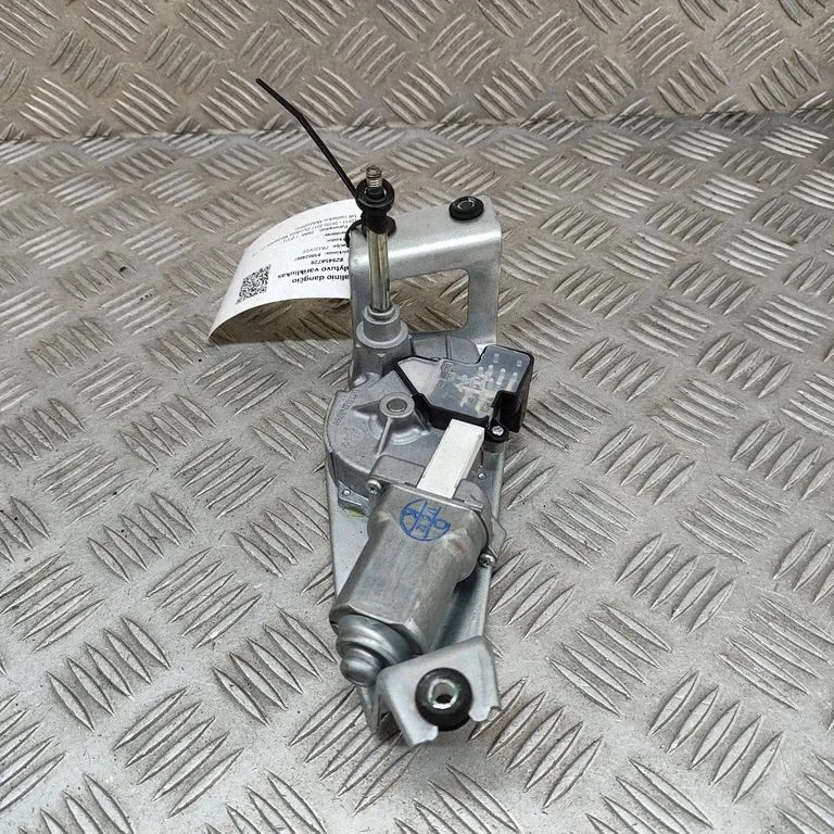 Aizmugurējā stikla tīrītāja motoriņš – BMW 1. sērija F20 F21 (2011-2019)