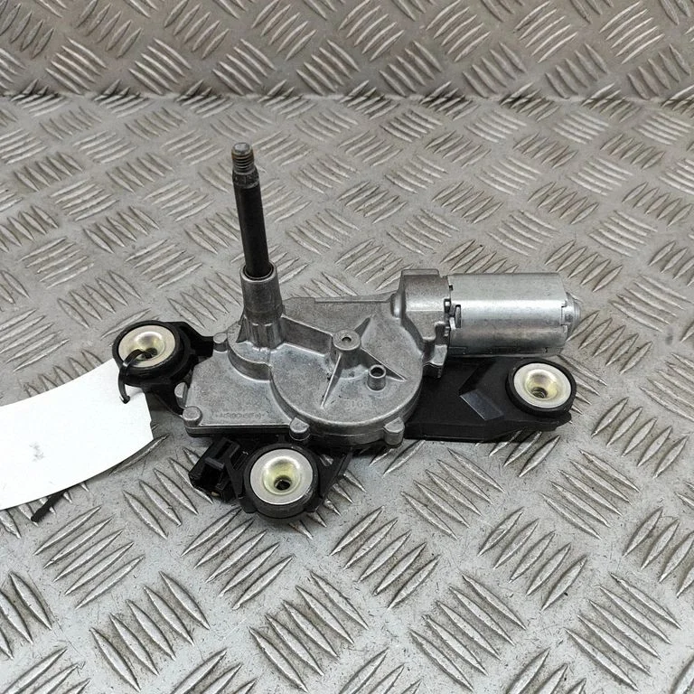 Aizmugurējā stikla tīrītāja motoriņš 0390201210