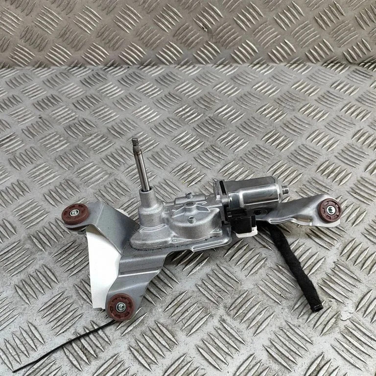 Aizmugurējā stikla tīrītāja motoriņš 8496001090