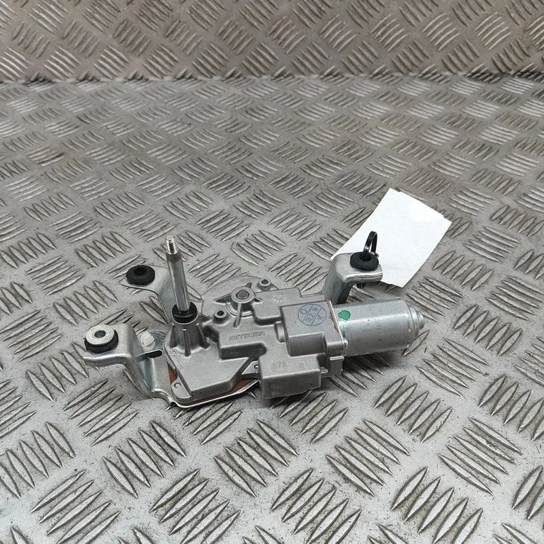 Aizmugurējā stikla tīrītāja motoriņš – BMW iX1 (2022-)