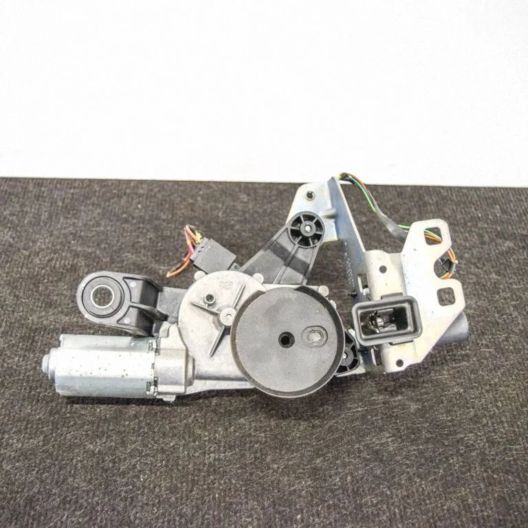 Rear window wiper motor