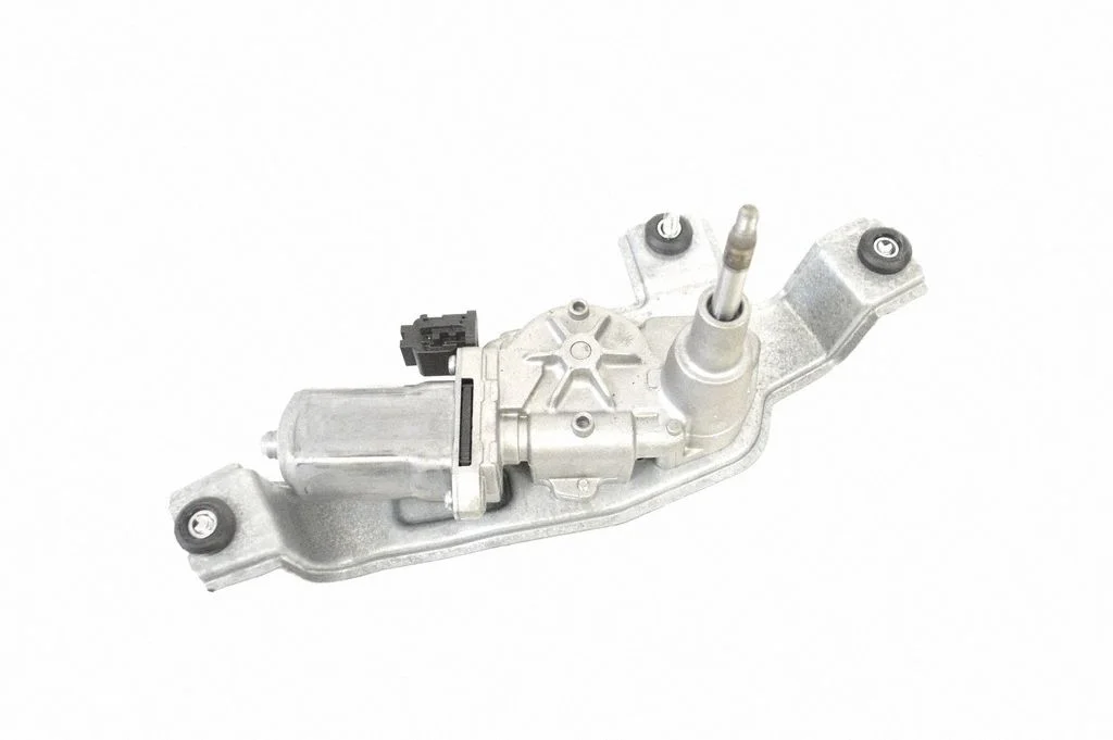 Aizmugurējā stikla tīrītāja motoriņš FK7217404AC