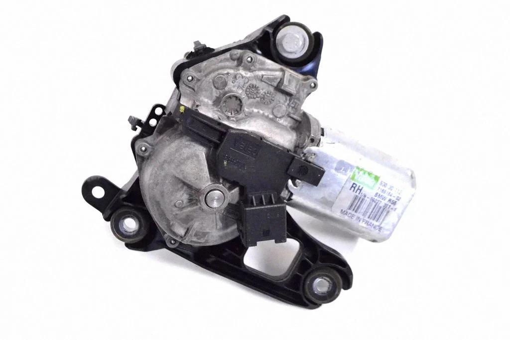 Aizmugurējā stikla tīrītāja motoriņš 7168154