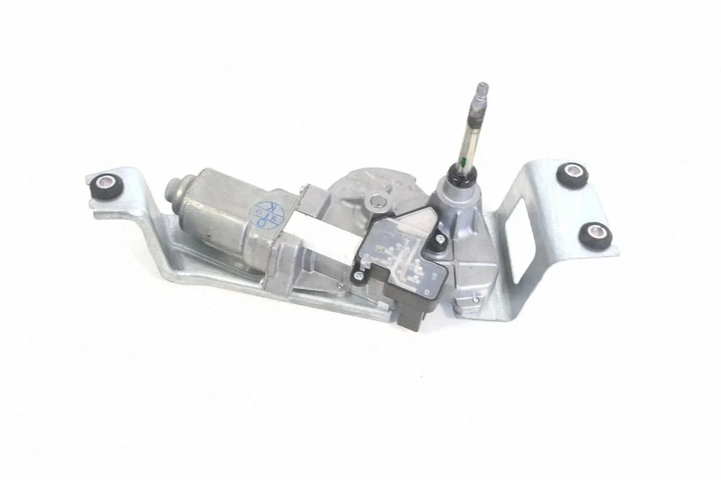 Aizmugurējā stikla tīrītāja motoriņš – BMW 1. sērija F20 F21 (2011-2019)