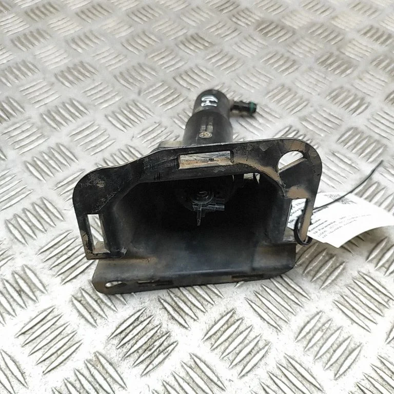 Lukturu apskalošanas sprausla(-s) 7223006