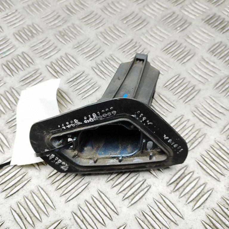 Headlight washer spray nozzle – Skoda Superb B8 (3V) (2015-2024)
