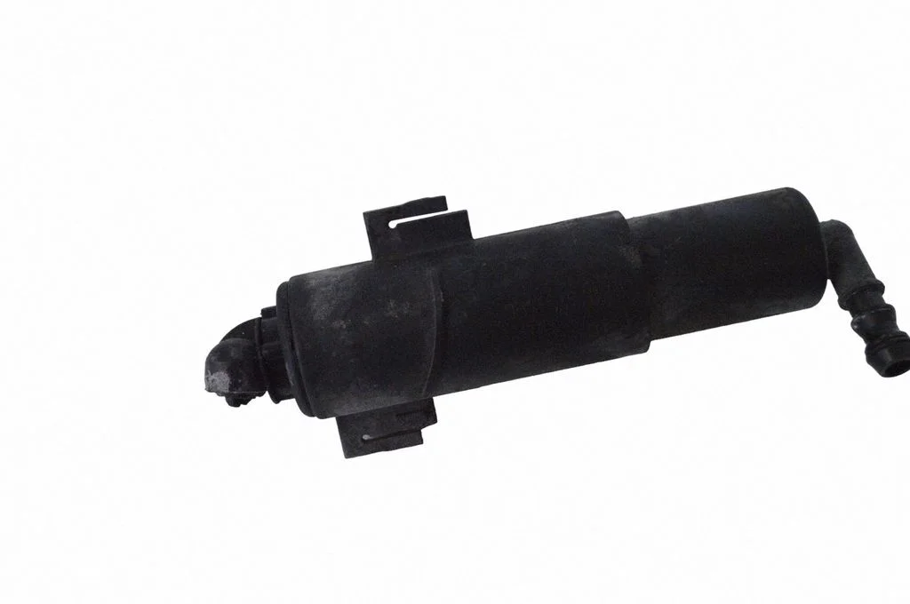 Lukturu apskalošanas sprausla(-s) 8T0955102