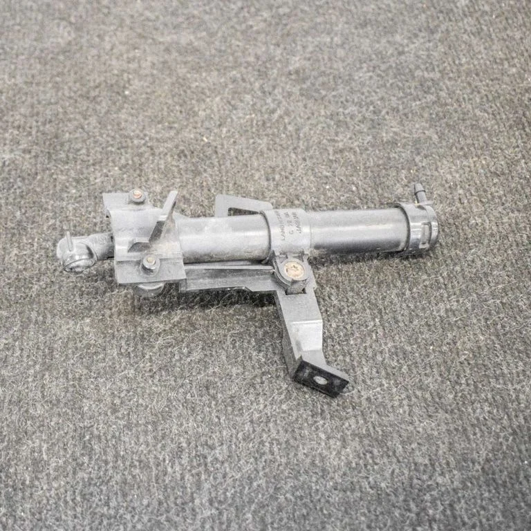 Headlight washer spray nozzle – Land Rover Range Rover Evoque L538 (2011-2018)