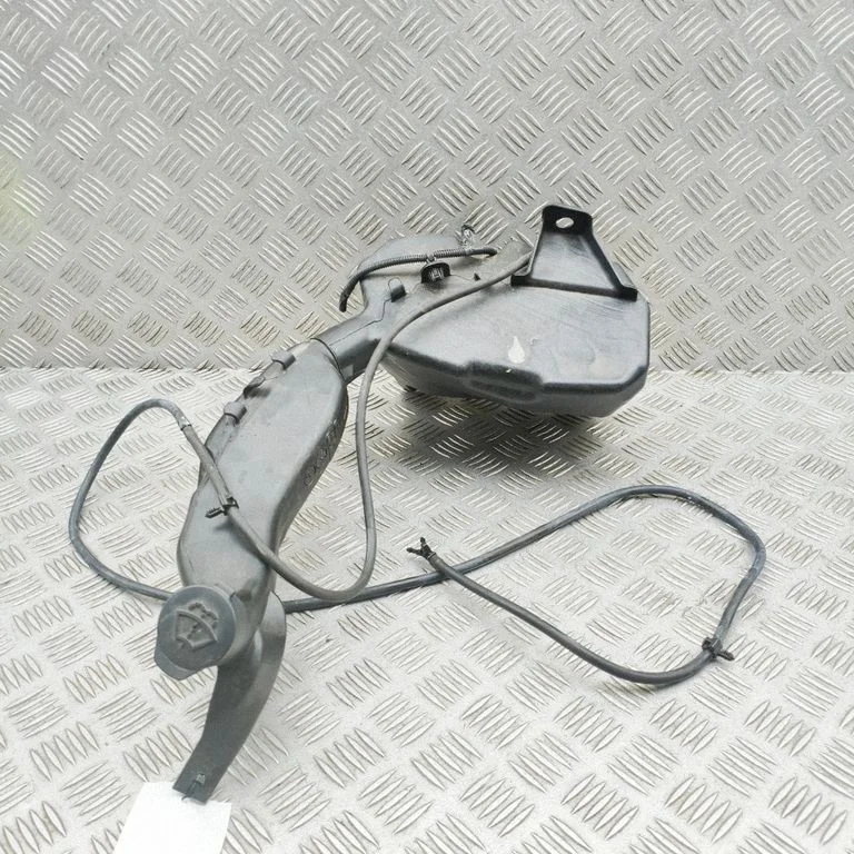 Windshield washer fluid reservoir/tank – Tesla Model Y (2020-)