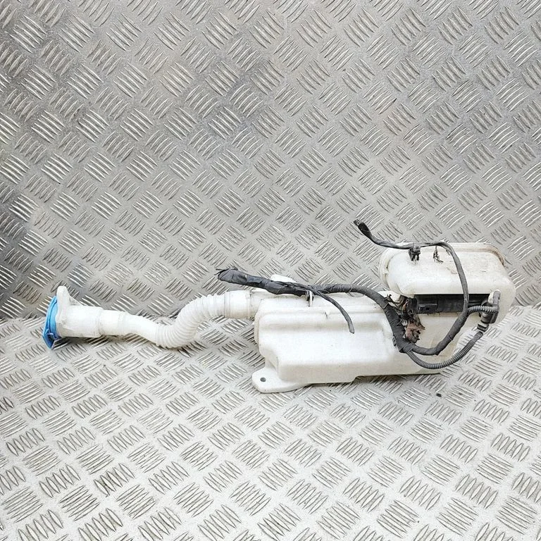 Logu mazgāšanas šķidruma tvertne 2GM955448B