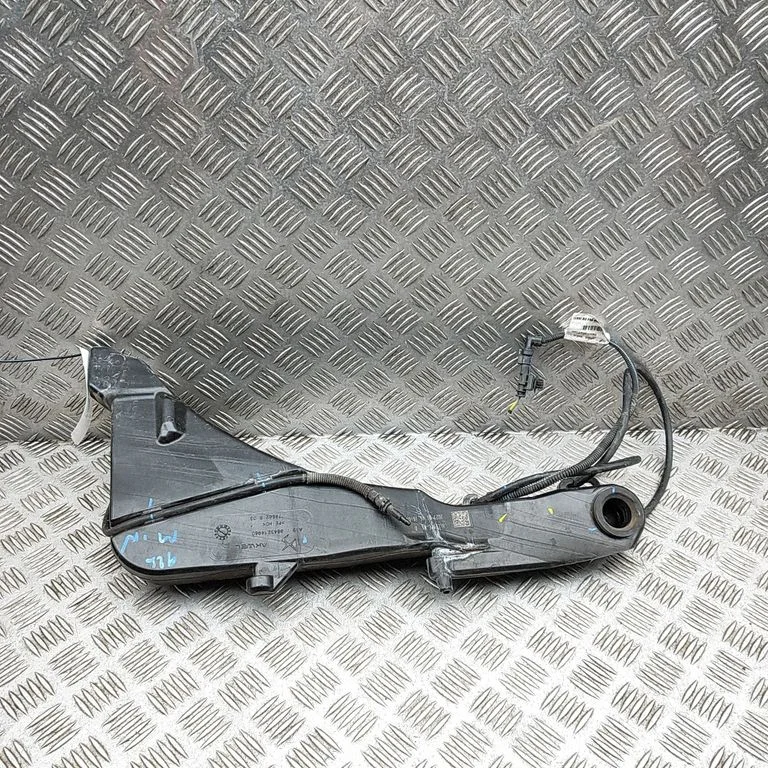 Windshield washer fluid reservoir/tank 9843237580