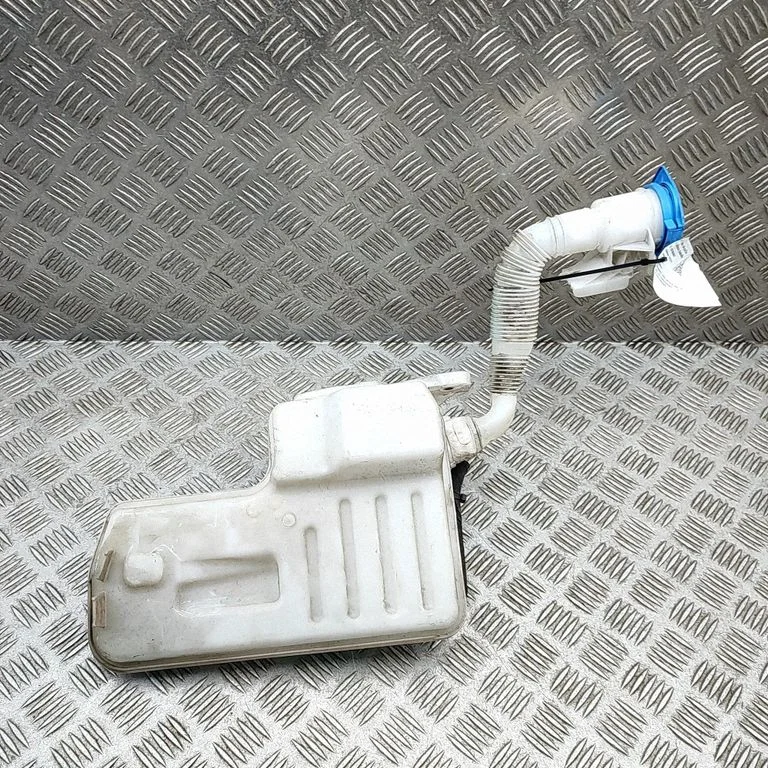 Windshield washer fluid reservoir/tank 1K6955651