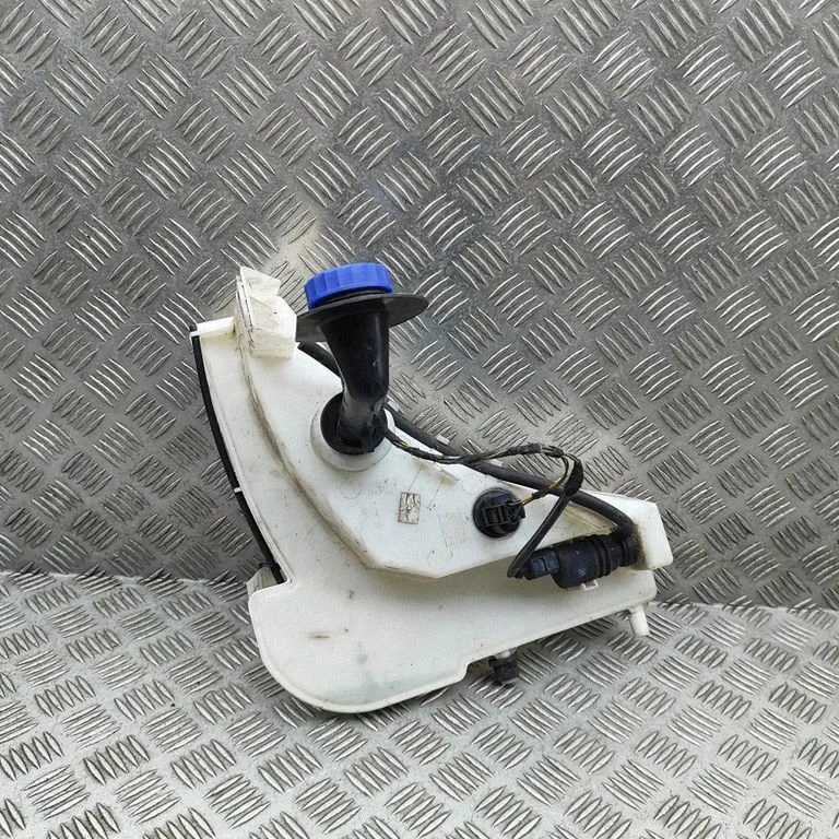 Windshield washer fluid reservoir/tank 99652860500