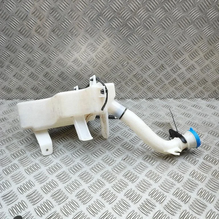 Zbiorniczek spryskiwacza SC2E5207110A