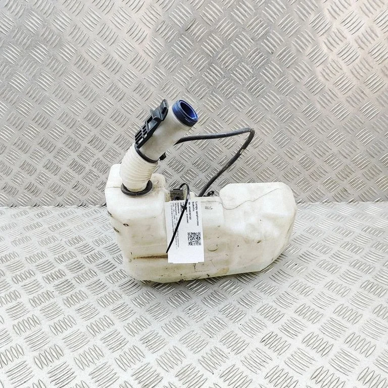 Logu mazgāšanas šķidruma tvertne 1397163080