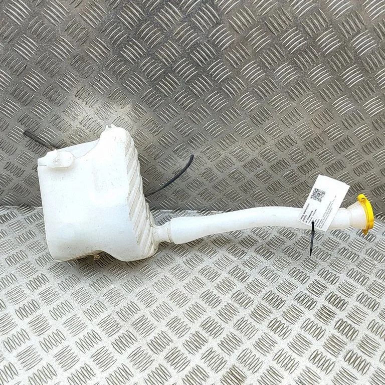 Windshield washer fluid reservoir/tank 289101394R