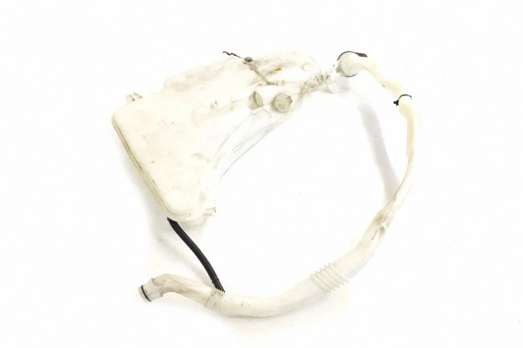 Windshield washer fluid reservoir/tank 7196949