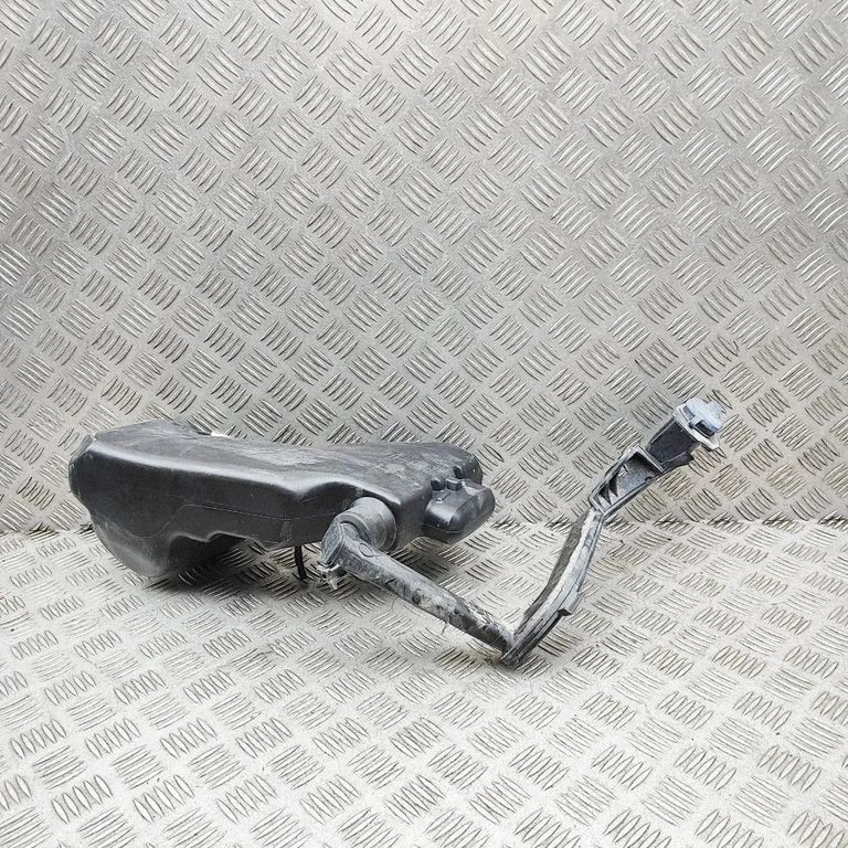 Windshield washer fluid reservoir/tank A2058600860