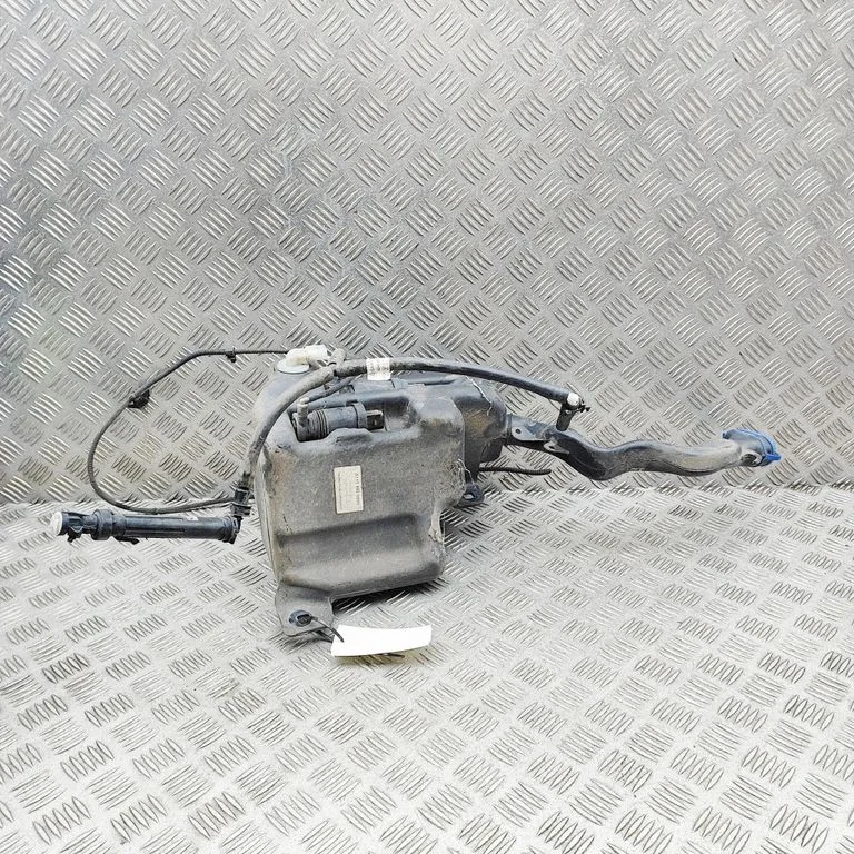 Logu mazgāšanas šķidruma tvertne A1178600560