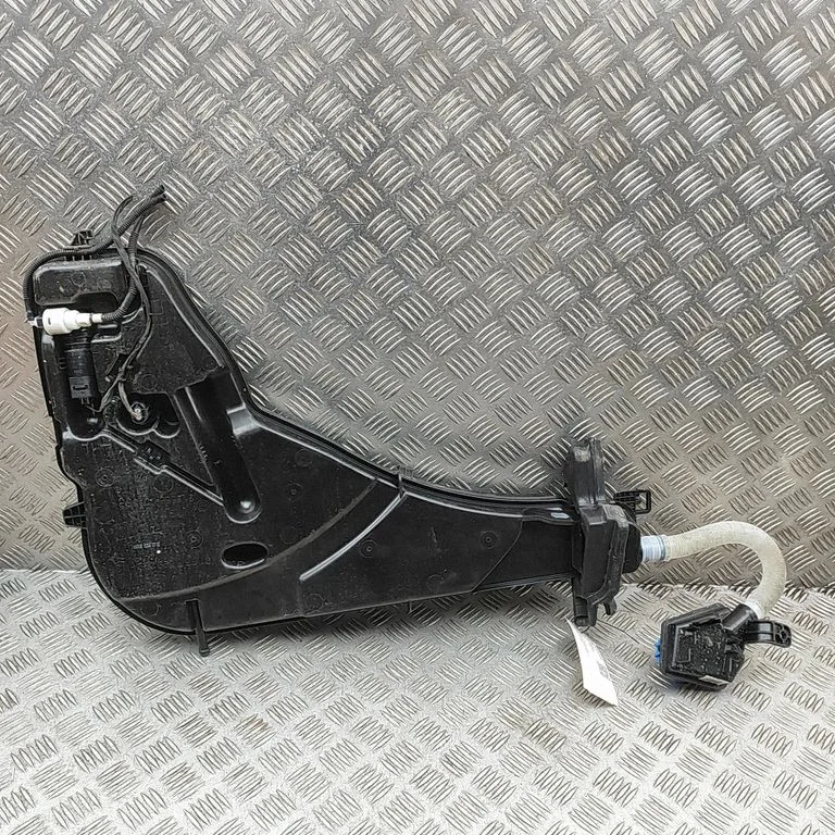 Windshield washer fluid reservoir/tank – BMW iX3 G08 (2020-)