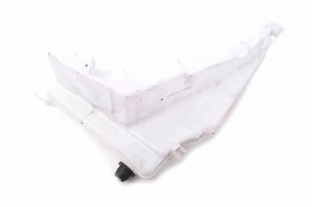 Windshield washer fluid reservoir/tank – Land Rover Discovery Sport (2014-)