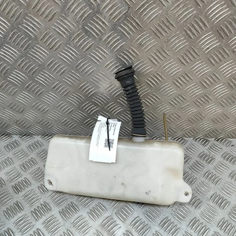Windshield washer fluid reservoir/tank 0602101480
