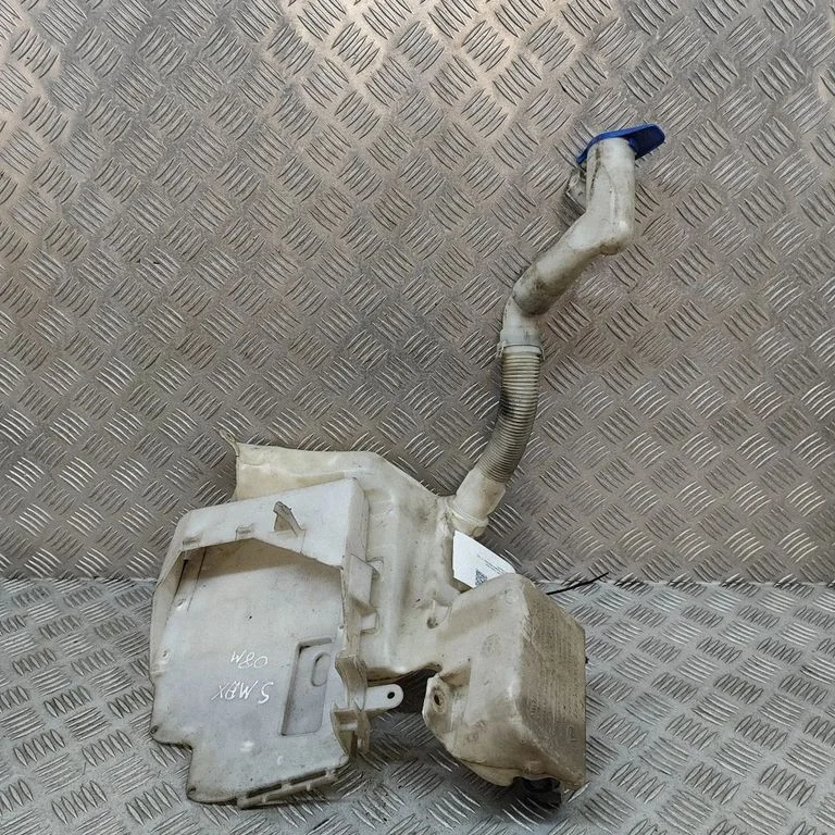 Klaasipesuvedeliku paak 6M2117B613AH