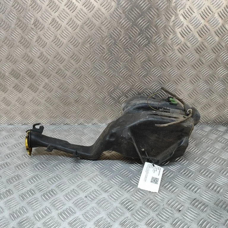 Windshield washer fluid reservoir/tank 55157474AA