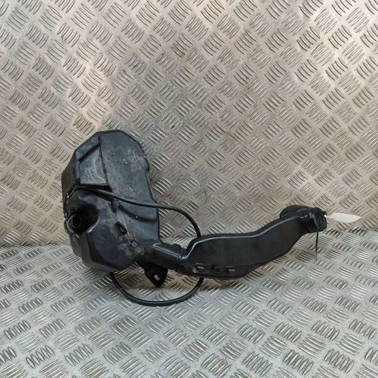 Windshield washer fluid reservoir/tank HS1278H9000