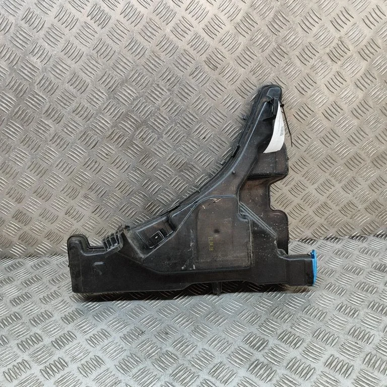 Logu mazgāšanas šķidruma tvertne 8K9955647