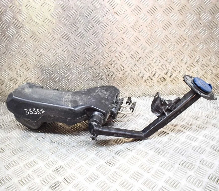 Logu mazgāšanas šķidruma tvertne A2058600360