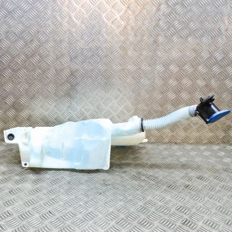 Logu mazgāšanas šķidruma tvertne HK8317B613AD