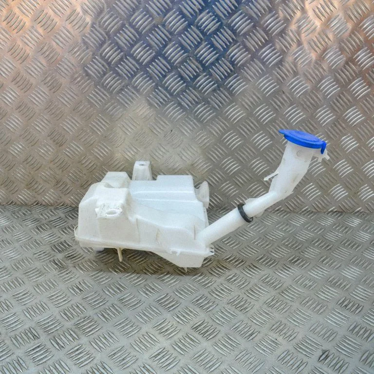 Windshield washer fluid reservoir/tank BV6117B613D