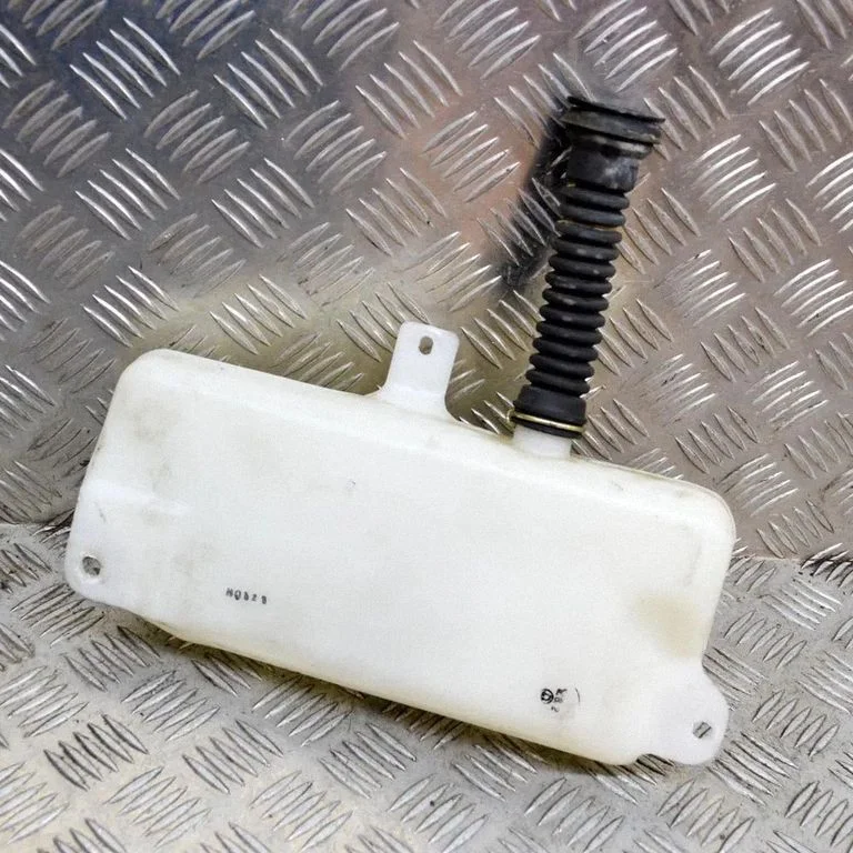 Windshield washer fluid reservoir/tank 060351576