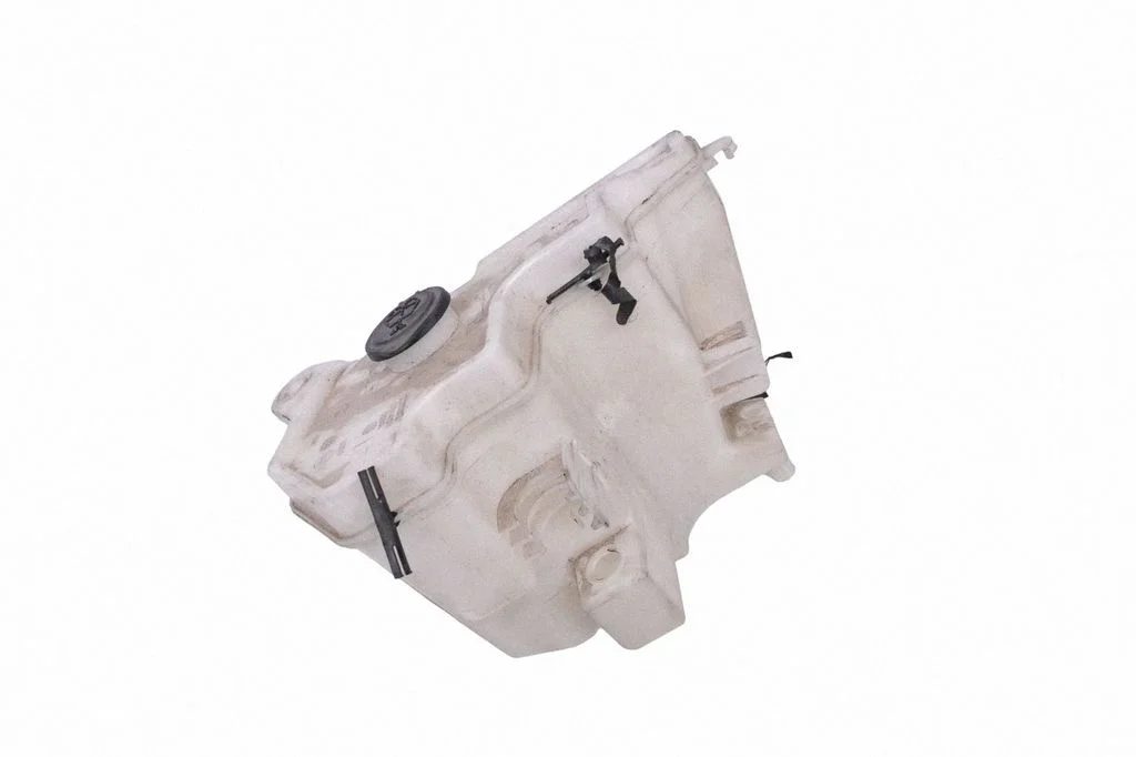 Windshield washer fluid reservoir/tank – BMW Z4 E89 (2009-2017)