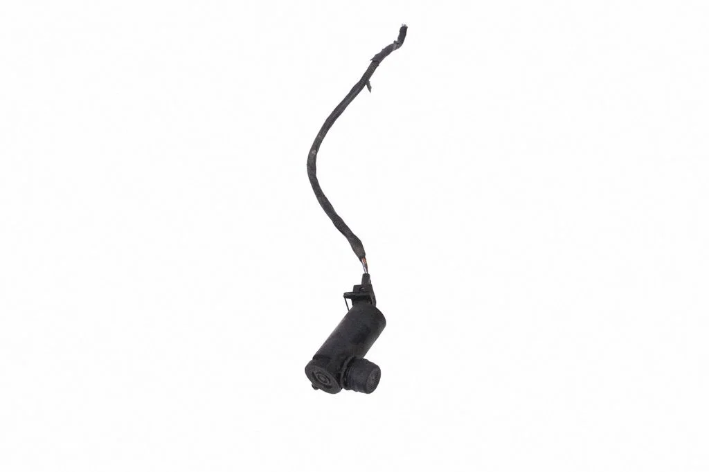 Windscreen/windshield washer pump 2S6T17K624AB