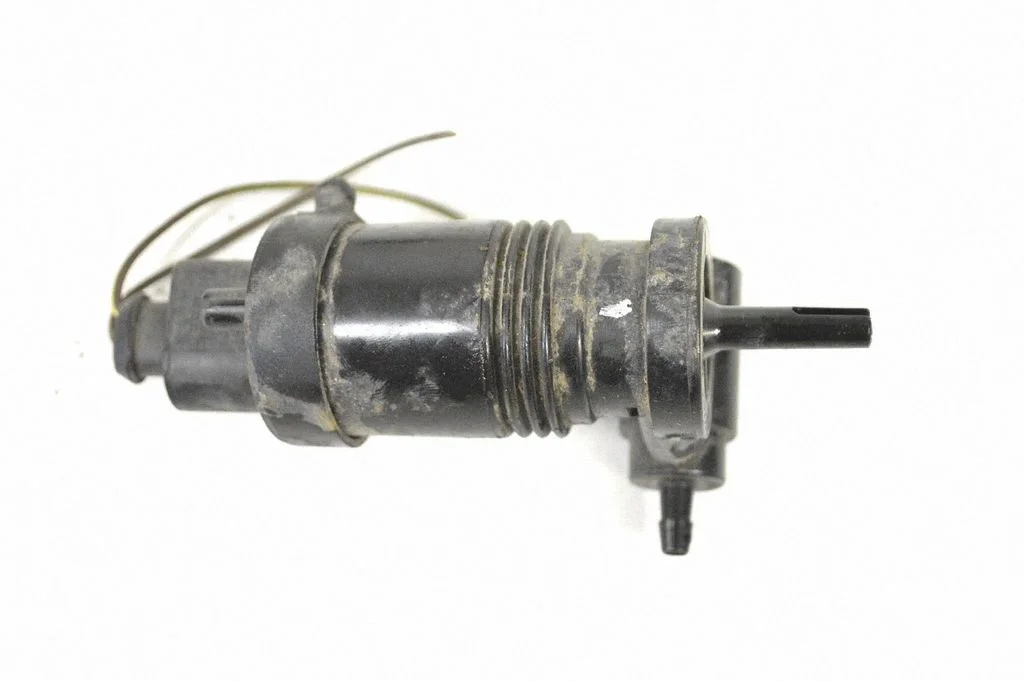 Windscreen/windshield washer pump 05152075AC