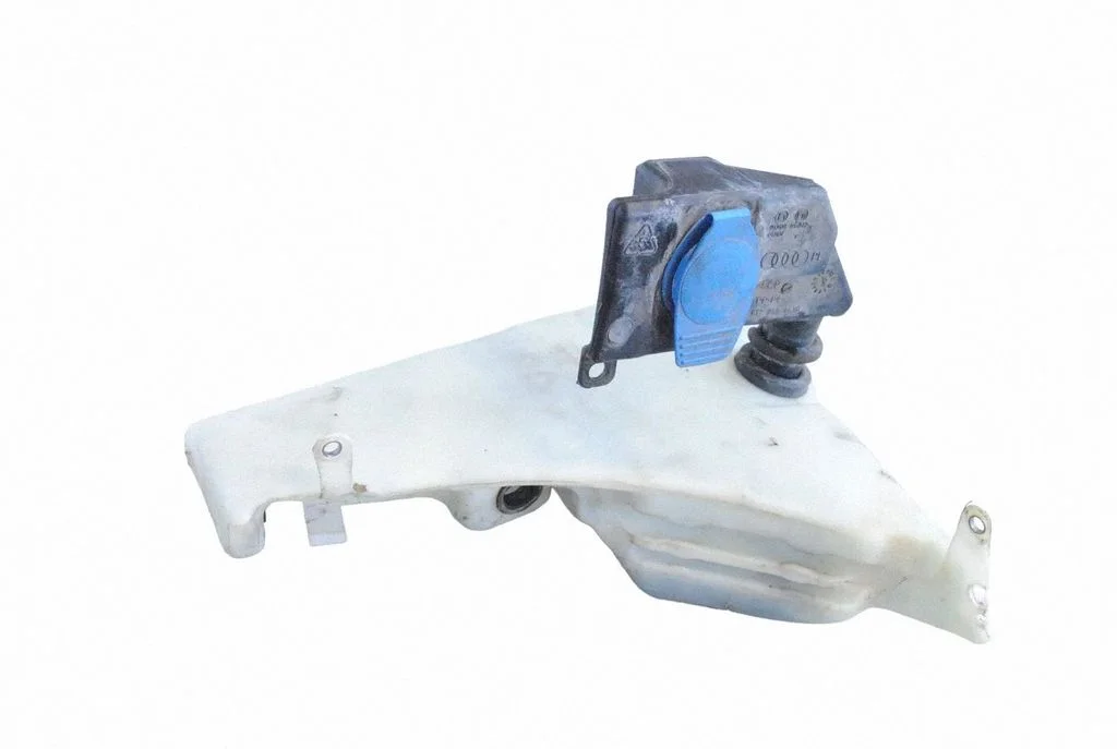 Windshield washer fluid reservoir/tank – Audi A4 Allroad B8 (2008-2016)