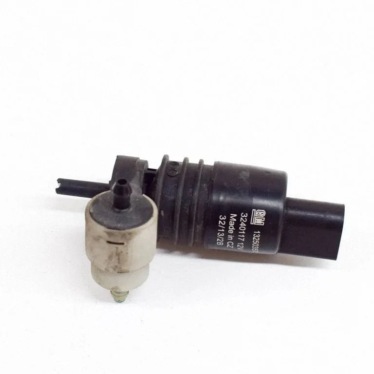Windscreen/windshield washer pump – Opel Mokka (2012-2016)