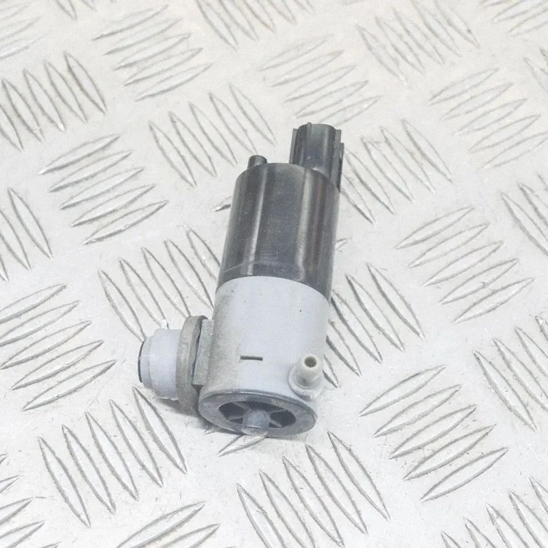 Windscreen/windshield washer pump – Ford Ranger (2012-2018)