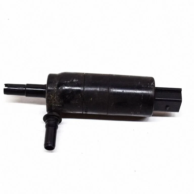 Windscreen/windshield washer pump – BMW 3 Series F30 F35 F31 (2012-2018)