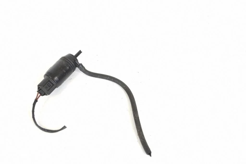 Windscreen/windshield washer pump 7199467