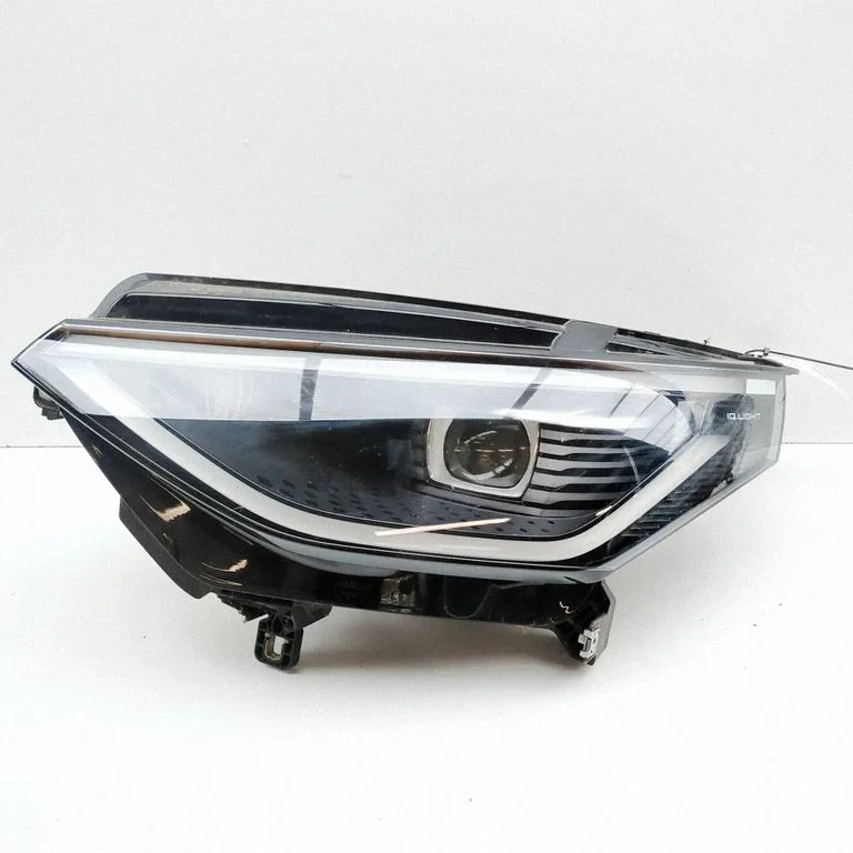 Headlight/headlamp 1T4941077