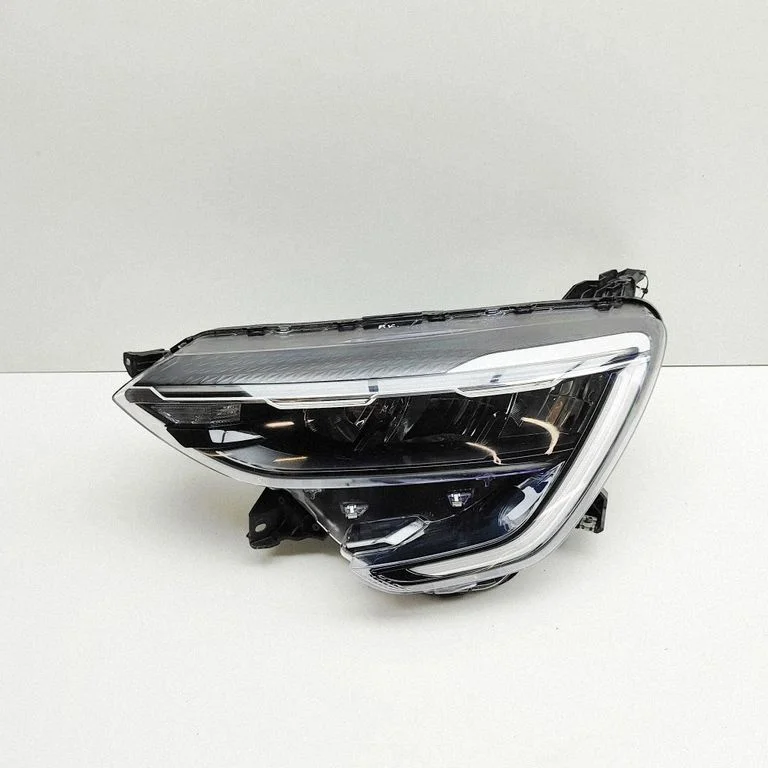 Reflektor 260608117R