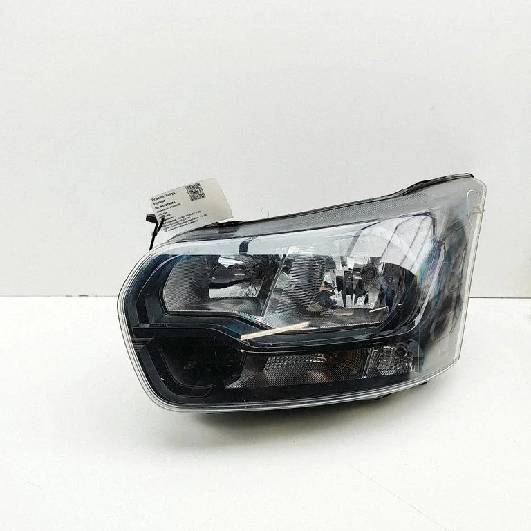 Priekšējais lukturis GK3113W030AB