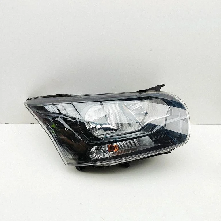 Priekšējais lukturis GK3113W029AB