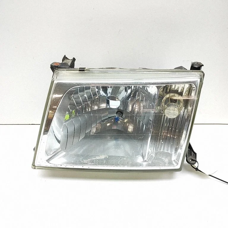 Headlight/headlamp 8105060050