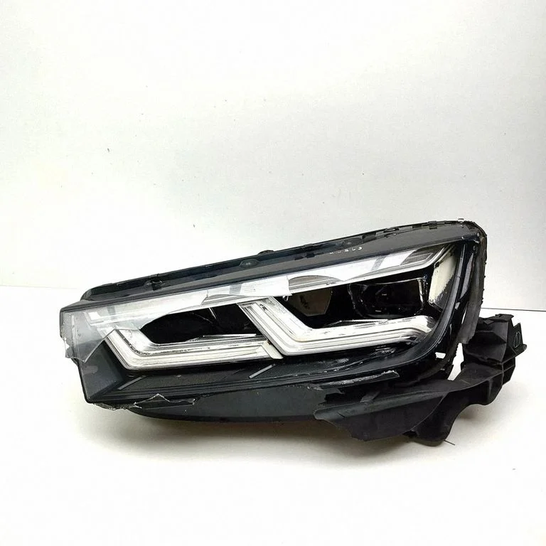 Headlight/headlamp – Audi Q5 SQ5 FY (2017-2025)