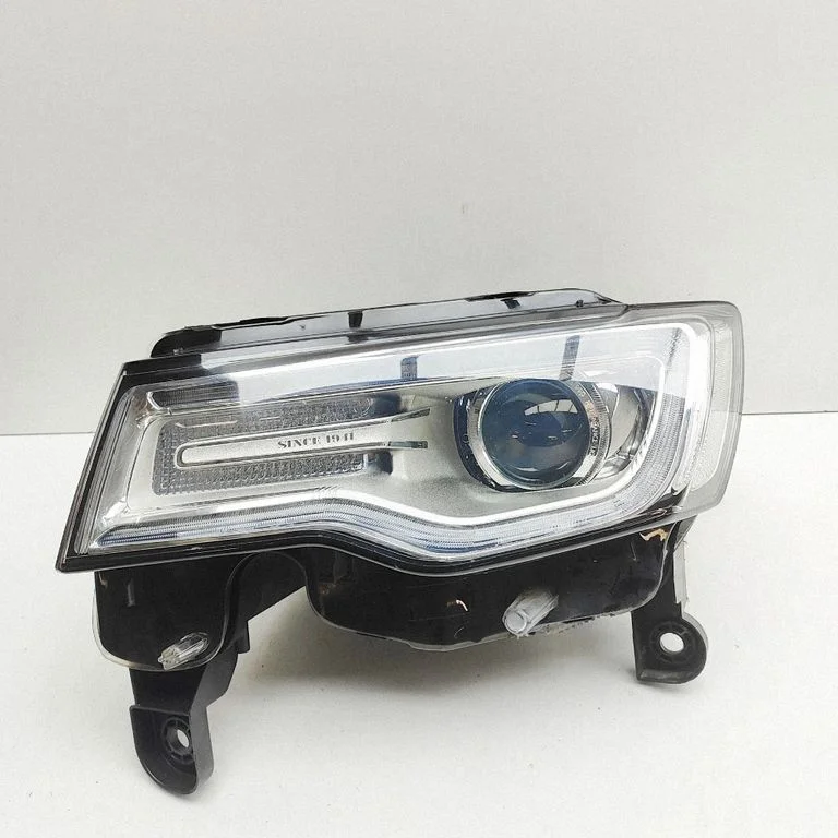 Headlight/headlamp 68111037AF