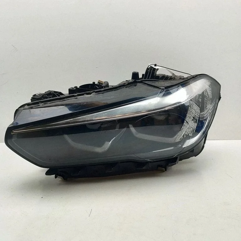 Headlight/headlamp 9850413